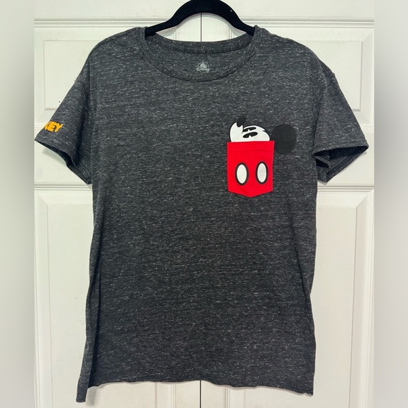 Disney Women’s Gray Mickey Mouse Pocket T-Shirt Size Medium - Picture 1 of 5